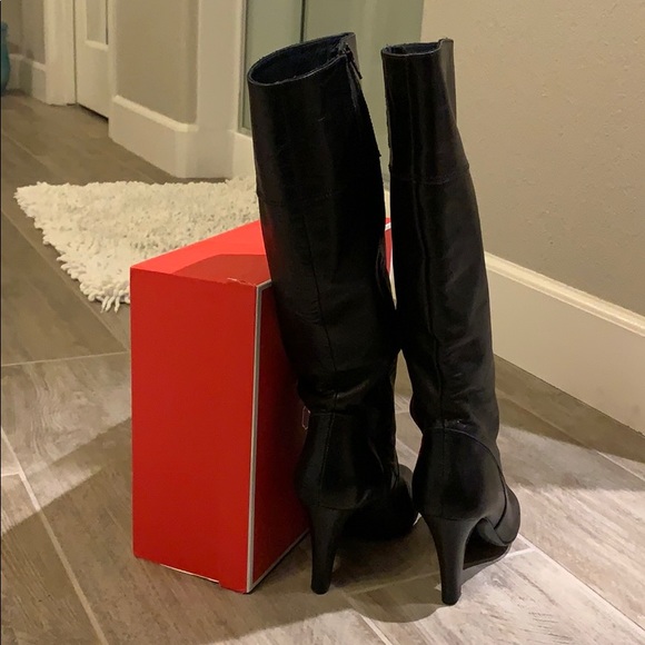 Leather coach boots - Picture 4 of 5